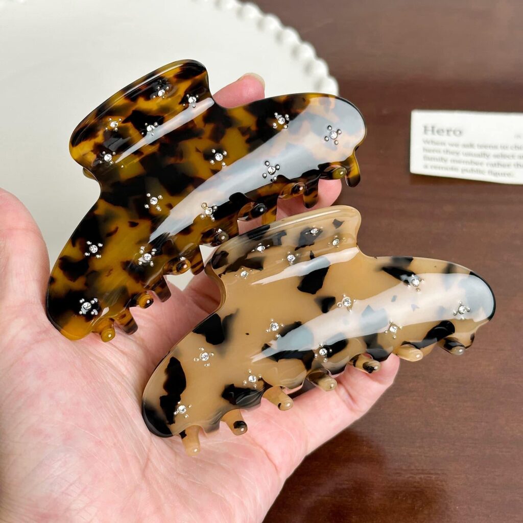 Eco-friendly cellulose acetate enables customized, stylish, high-end hair accessories