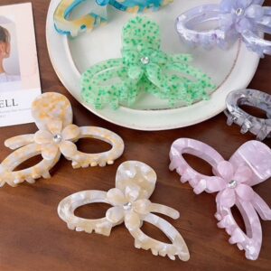 A good acetate hair clip usually contains about seventy percent cellulose acetate